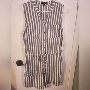NWT- Kelly Renee Striped Sleeveless Button-Down Shorts Jumper Size Lg